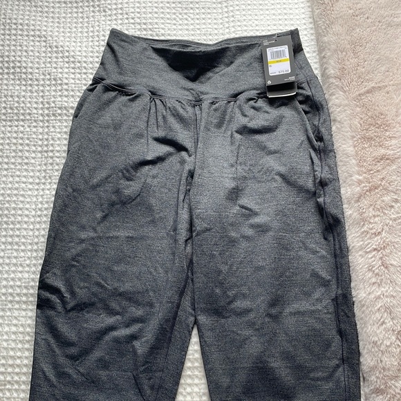 Under Armour Joggers - Picture 5 of 8
